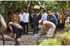Jokowi Ingin Penerima Tahu Secara Detail Soal Bansos PKH