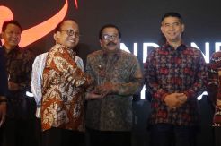 Pakde Karwo: Penting Mengajak BUMN dan Swasta Membangun Daerah