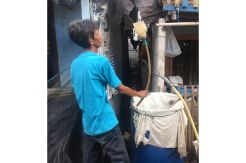 Mengintip Kampung Penadah Air Hujan di Jakarta