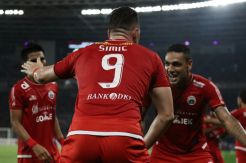 Pelatih Arema Ungkap Alasan Persija Bisa Menggila di Senayan
