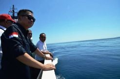 Menteri Jonan Tinjau Proyek Listrik Arus Laut Pertama Indonesia