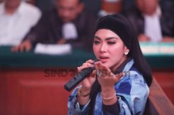 Jadi Saksi Sidang First Travel, Syahrini Buat Pengakuan Mengejutkan