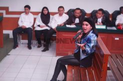 Jadi Saksi, Syahrini Menolak Disebut Di-endorse First Travel