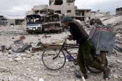 Rezim Assad Gempur Basis Pejuang di Douma