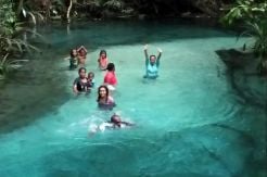 Pesona Wisata Sungai Kali Biru di Raja Ampat