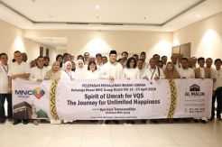 Diberangkatkan Umrah,...