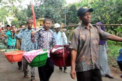 Panen Melimpah, Warga Kuningan Gelar Tradisi Sedekah Bumi