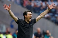 Bayern Percaya, Niko...