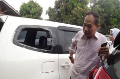 Usai Hadiri Resepsi Pernikahan, Dirut Tangsel Pos Jadi Korban Pecah Kaca