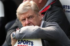 Wenger Mutung, Liga Inggris Tunda Berlakukan VAR Musim Depan