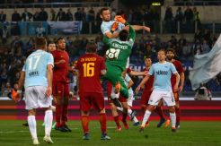 Kehilangan Satu Pemain, Lazio Akhiri Derby Lawan Roma Tanpa Gol