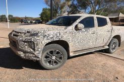 Mitsubishi Triton Facelift Diam-Diam Melintas di Jalan
