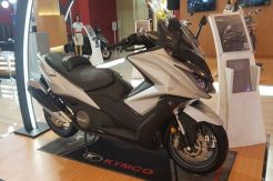 AK 550 Muncul di IIMS 2018, Kymco Ancam Yamaha TMax DX