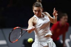Menolak Menyerah, Halep Terus Berjuang Hingga Akhir