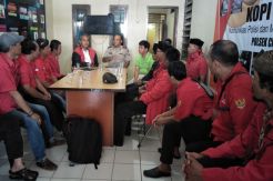 Dugaan Penghinaan Ketua Umum, Kader PDIP KBB Lapor ke Panwas dan Polisi