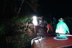 Ruas Jalan Tomohon dan Tondano Diterjang Longsor