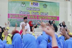 Gus Ipul Gagas Upah Minimum Bagi Guru Swasta