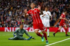James Rodriguez Bela Kiper Bayern yang Lakukan Blunder