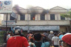 Api Membara di Pasar Raya 1 Salatiga, Empat Kios Terbakar