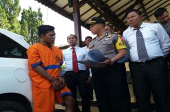 Rampas Mobil Rental, Fredi Ditembak Polisi