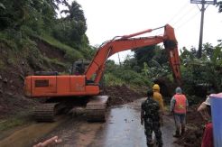 Minahasa Kembali Dilanda Bencana Longsor dan Pohon Tumbang