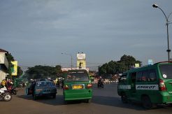 Mogok Massal Tak Terbukti, Angkot di Kota Bandung Tetap Beroperasi