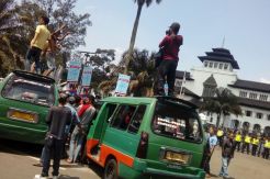 Sopir Angkot di Bandung Tuntut Realisasi Permenhub 108 Tahun 2017