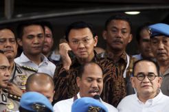 Keluarga Batalkan Rencana Jenguk Ahok di Mako Brimob