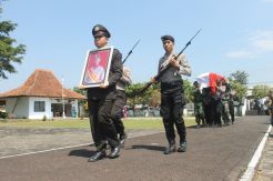 Briptu Syukron Fadhli, Sosok Sopan yang Jago Olahraga
