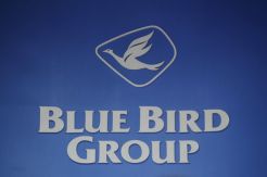 Blue Bird Beri Pelatihan Bisnis UMKM ke Perempuan
