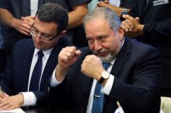 Israel kepada Assad: Singkirkan Iran atau Akan Lebih Banyak Serangan