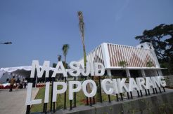 Masjid Tanpa Pintu Hadir di Taman Lembah Hijau Cikarang Selatan