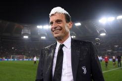 Allegri Tak Mau Selingkuhi Si Nyonya Tua