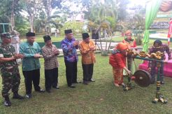 Bupati Kobar Buka Pasar Ramadhan di Lapangan Istana Kuning Pangkalan Bun