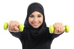 Tips Berolahraga yang Enggak Bikin Batal Puasa