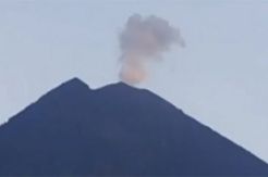 Letusan Freatik Merapi Tidak Mengganggu Aktivitas Warga Sleman