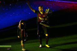 Kamis, Iniesta Umumkan...