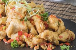 Santap Sahur Nikmat dengan Renyahnya Ayam Cabai Garam