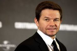 Mark Wahlberg, dari...