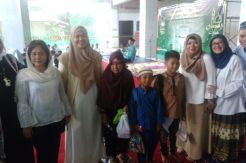 Gelar Buka Puasa Bersama, RS IMC Bintaro Santuni Anak Yatim