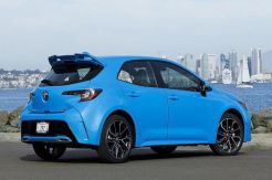 Toyota Corolla Facelif Mulai Pamer Bokong, Lekuk Bodi Lebih Seksi