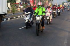 H-3 Lebaran, Jalur Pantura Cirebon Ramai Lancar