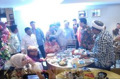 Senior-senior Golkar...