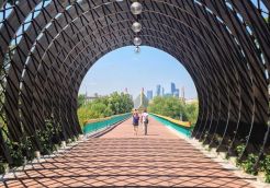Menyelusuri Gorky Park, Taman Legendaries Sarat Hiburan