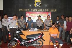 Rampok dan Bunuh Wanita...