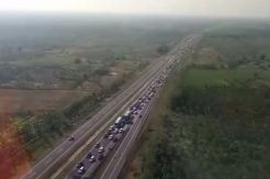 Arus Padat, Polda Jabar Lakukan Contra Flow di Km 86+200 Tol Cipali