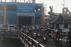 Malam Ini Puncak Arus Balik Mudik Lebaran di Pelabuhan Merak