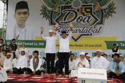 Ustaz Abdul Somad dan Tengku Zulkarnain Doakan Eramas saat Kampanye Akbar