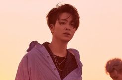Diganggu Penggemar Lewat Aplikasi Pesan, Personel GOT7 Ini Geram
