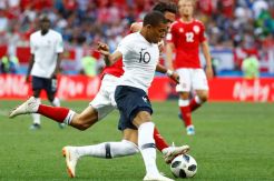 Duel Boring, Fans Teriak : Rusia